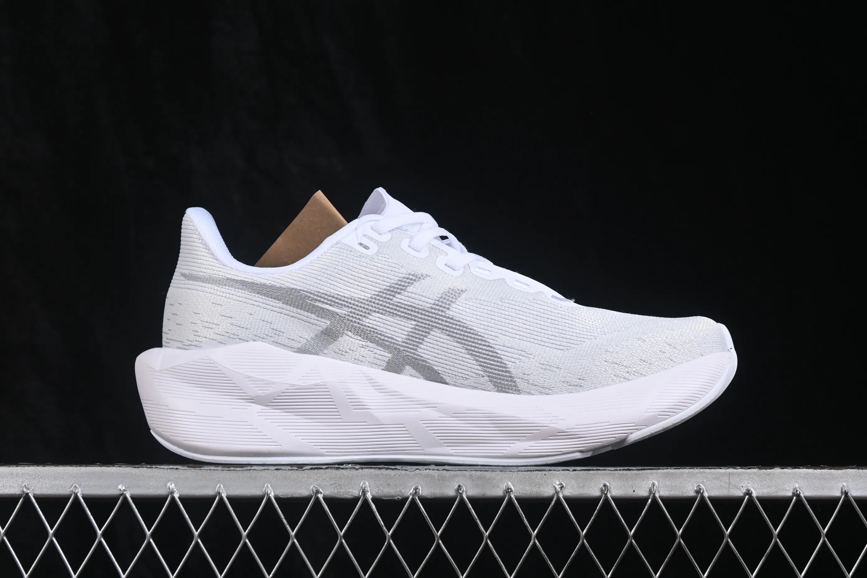 All categories Asics Asics series Asics Novablast 6 Asics Novablast 6 Asics retro breathable casual shoes cushioning men's wear-resistant running shoes 1012C008-100